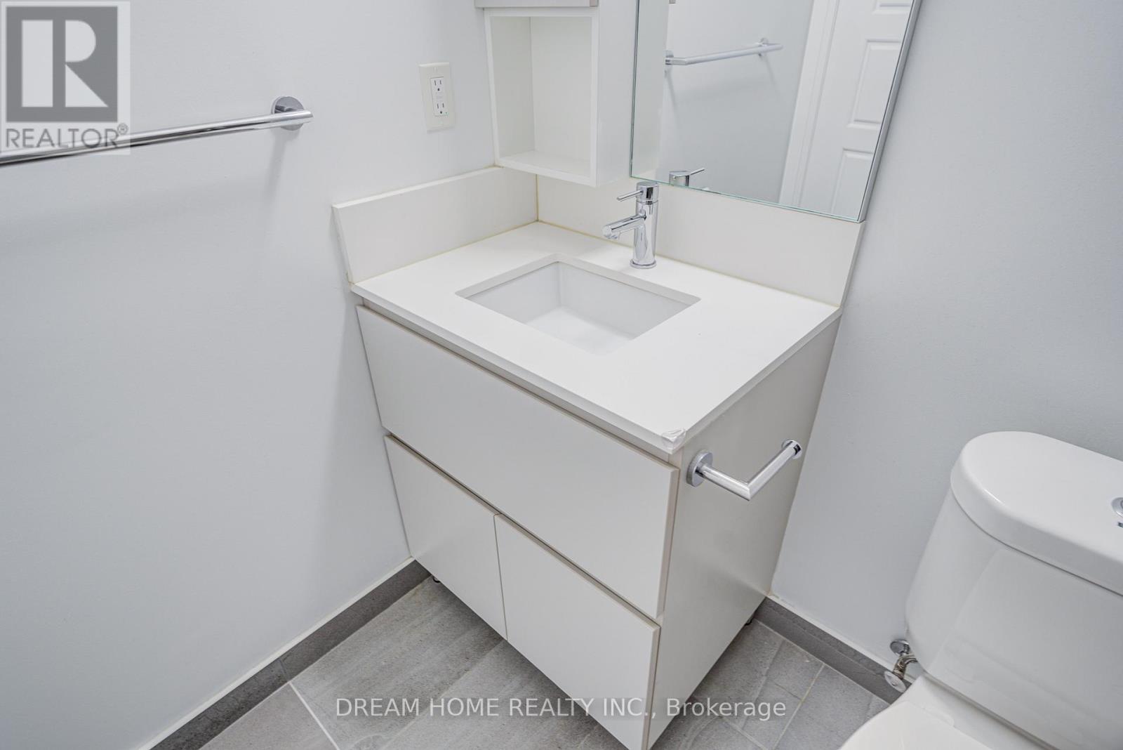 3007 - 15 Water Walk Drive, Markham, Ontario  L6G 0G2 - Photo 25 - N12381020