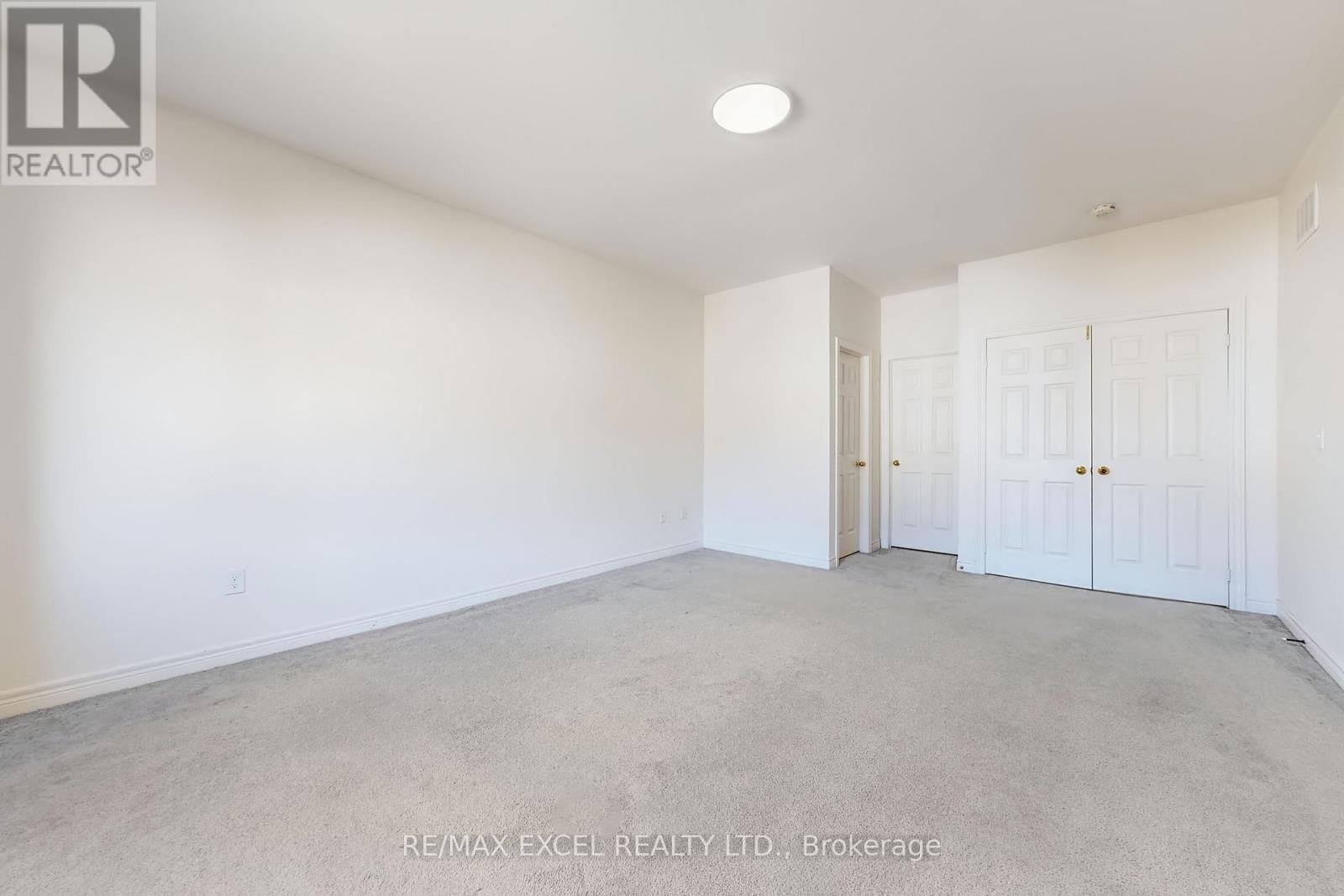 6 Kavanagh Avenue, East Gwillimbury, Ontario  L0G 1V0 - Photo 27 - N12472884