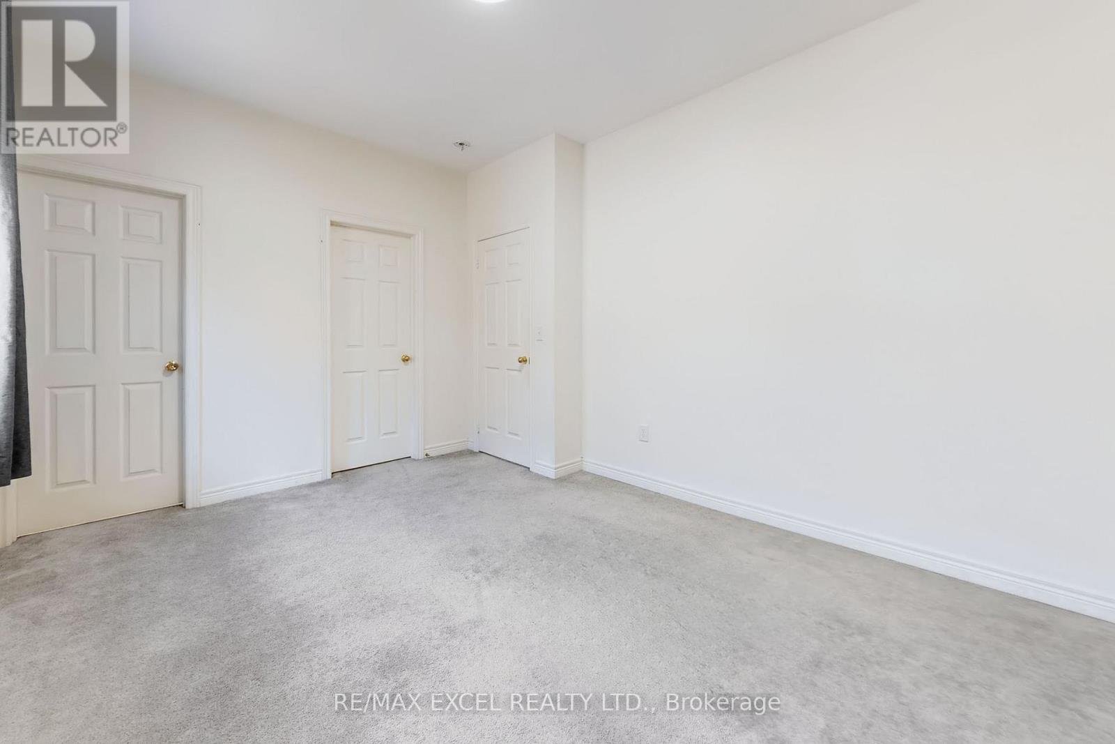 6 Kavanagh Avenue, East Gwillimbury, Ontario  L0G 1V0 - Photo 34 - N12472884
