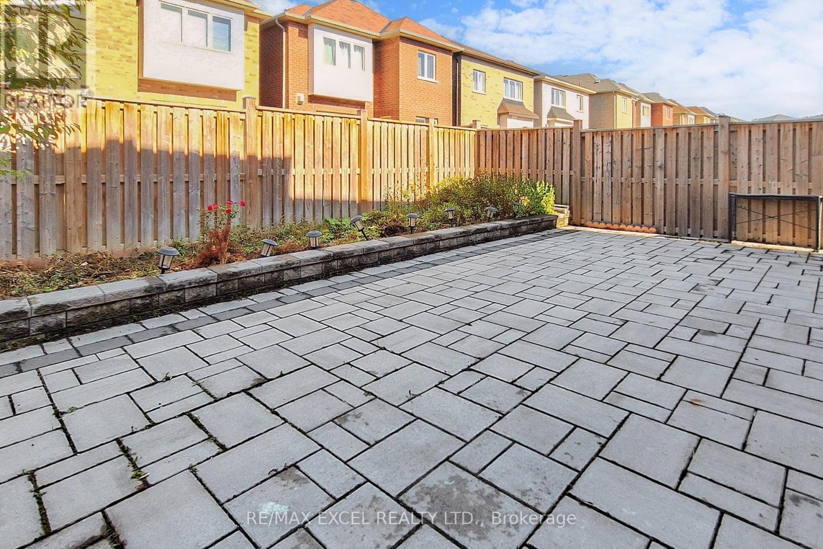 6 Kavanagh Avenue, East Gwillimbury, Ontario  L0G 1V0 - Photo 50 - N12472884