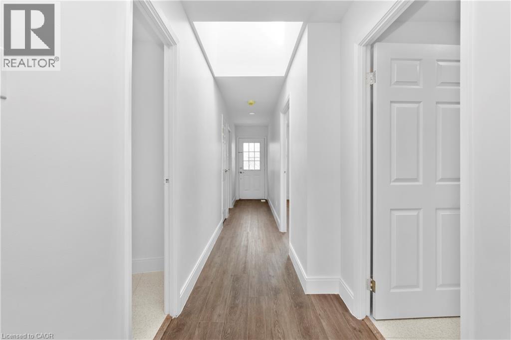 1498 Paddington Court Unit# Upper, Burlington, Ontario  L7M 1W7 - Photo 27 - 40780467