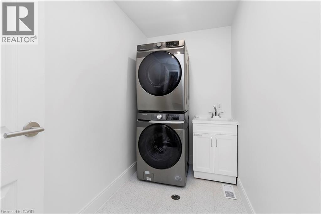 1498 Paddington Court Unit# Upper, Burlington, Ontario  L7M 1W7 - Photo 31 - 40780467