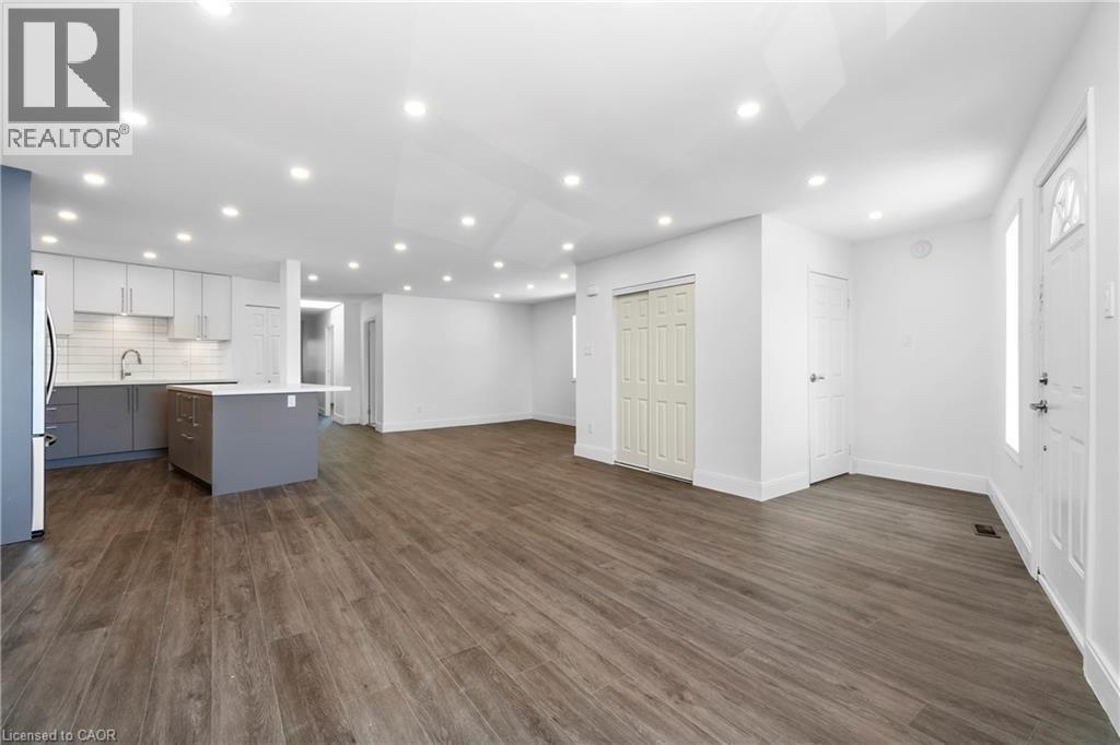 1498 Paddington Court Unit# Upper, Burlington, Ontario  L7M 1W7 - Photo 5 - 40780467