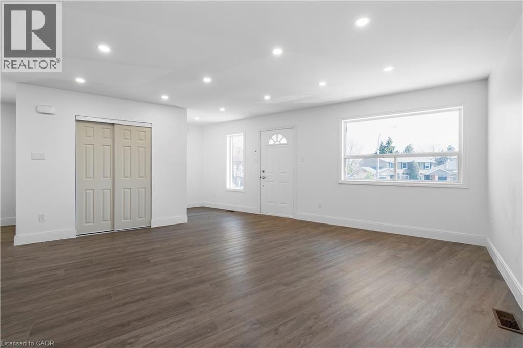 1498 Paddington Court Unit# Upper, Burlington, Ontario  L7M 1W7 - Photo 7 - 40780467