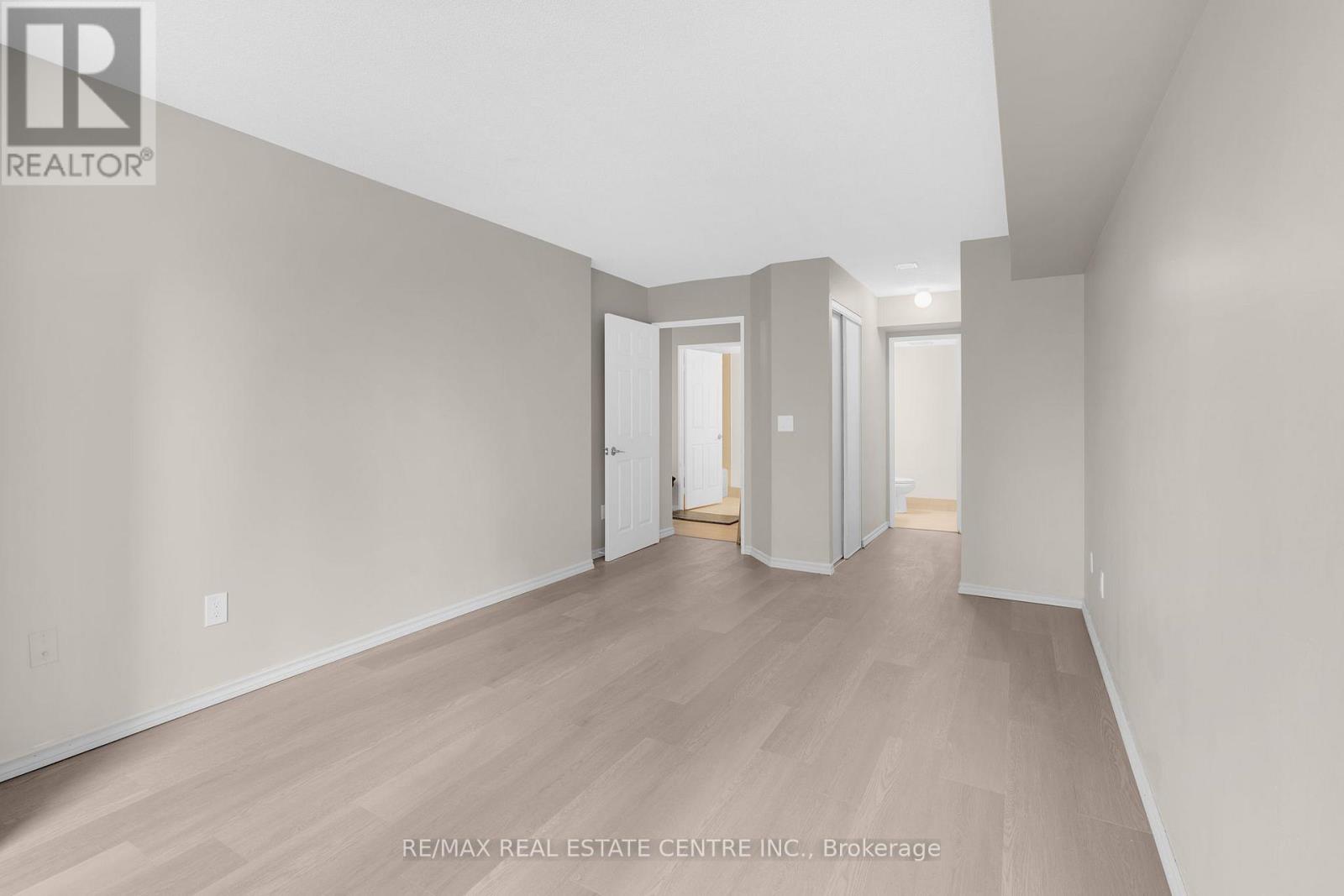 Unknown Address, ,     - Photo 18 - W12473119