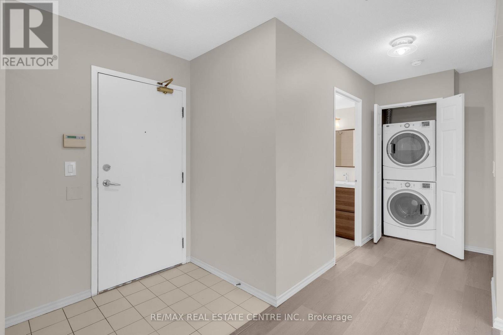 Unknown Address, ,     - Photo 4 - W12473119