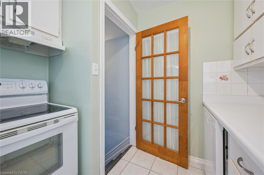 521 Glen Forrest Boulevard, Waterloo, Ontario  N2L 4H9 - Photo 20 - 40777606