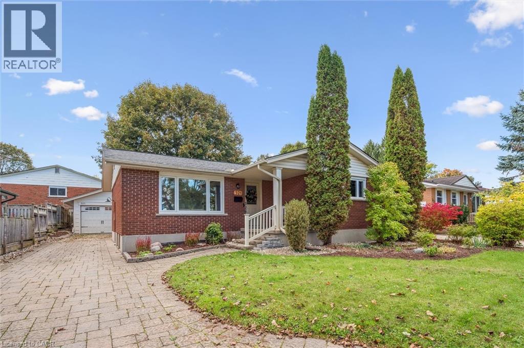 521 GLEN FORREST Boulevard, Waterloo, Ontario