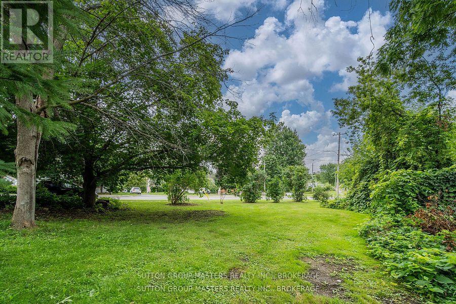 170 Camden Road, Greater Napanee (Greater Napanee), Ontario  K7R 1E2 - Photo 44 - X12473173
