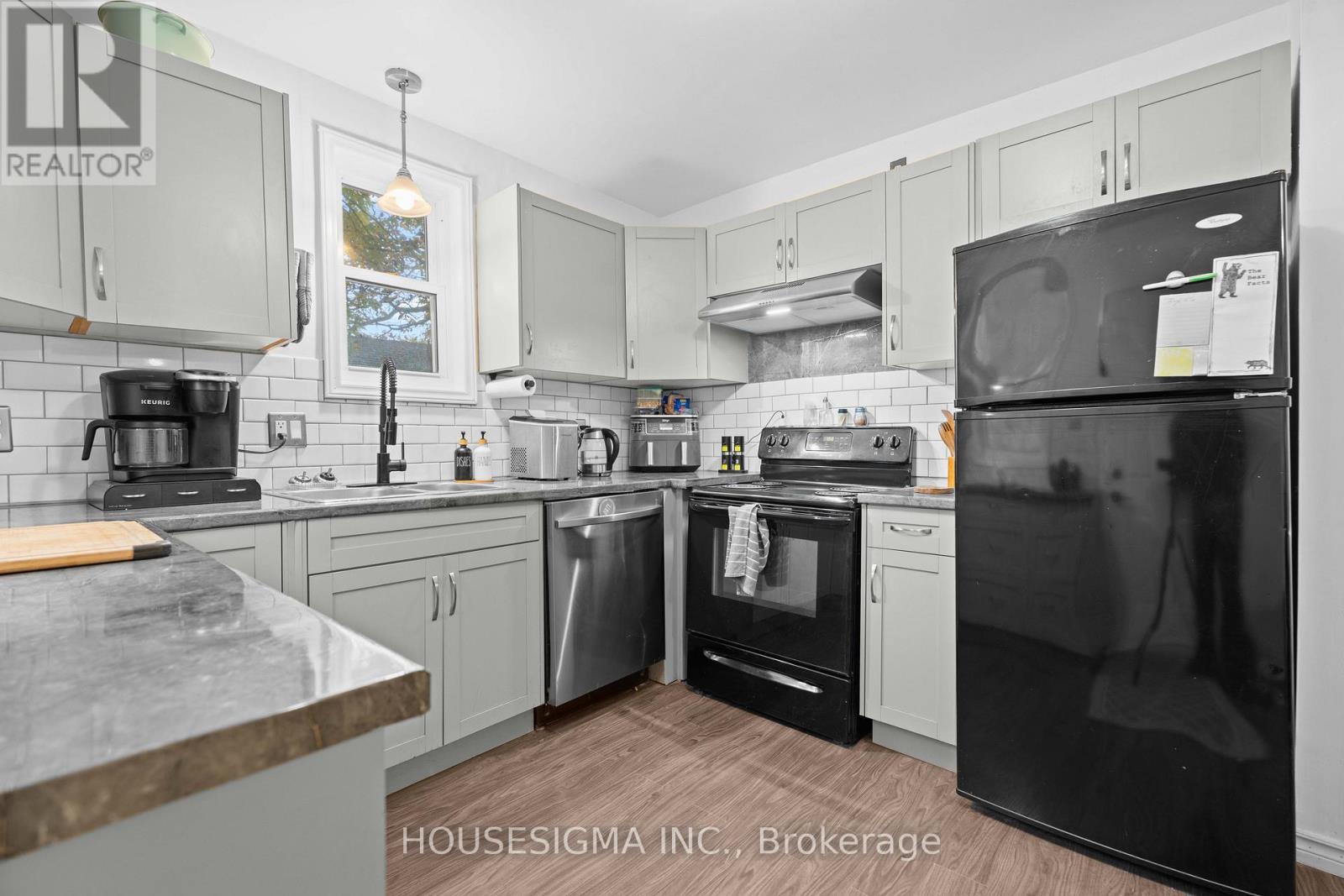 334 Edmonton Street, London East, Ontario  N5W 4Y2 - Photo 13 - X12473179