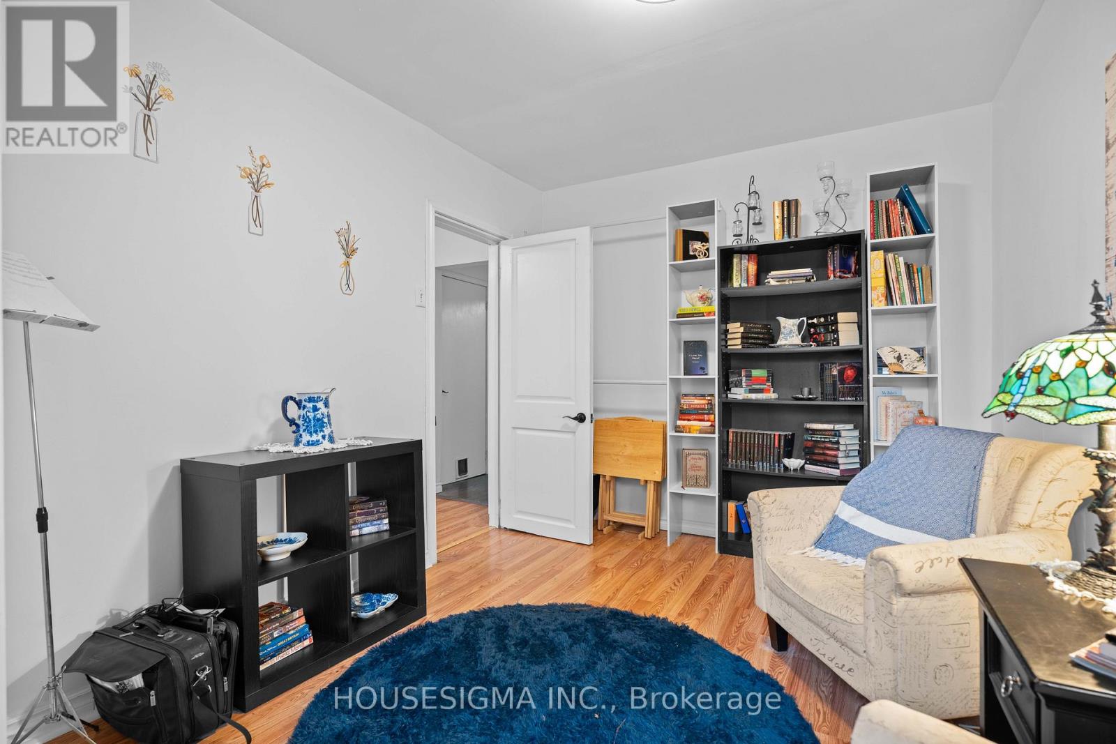 334 Edmonton Street, London East, Ontario  N5W 4Y2 - Photo 9 - X12473179