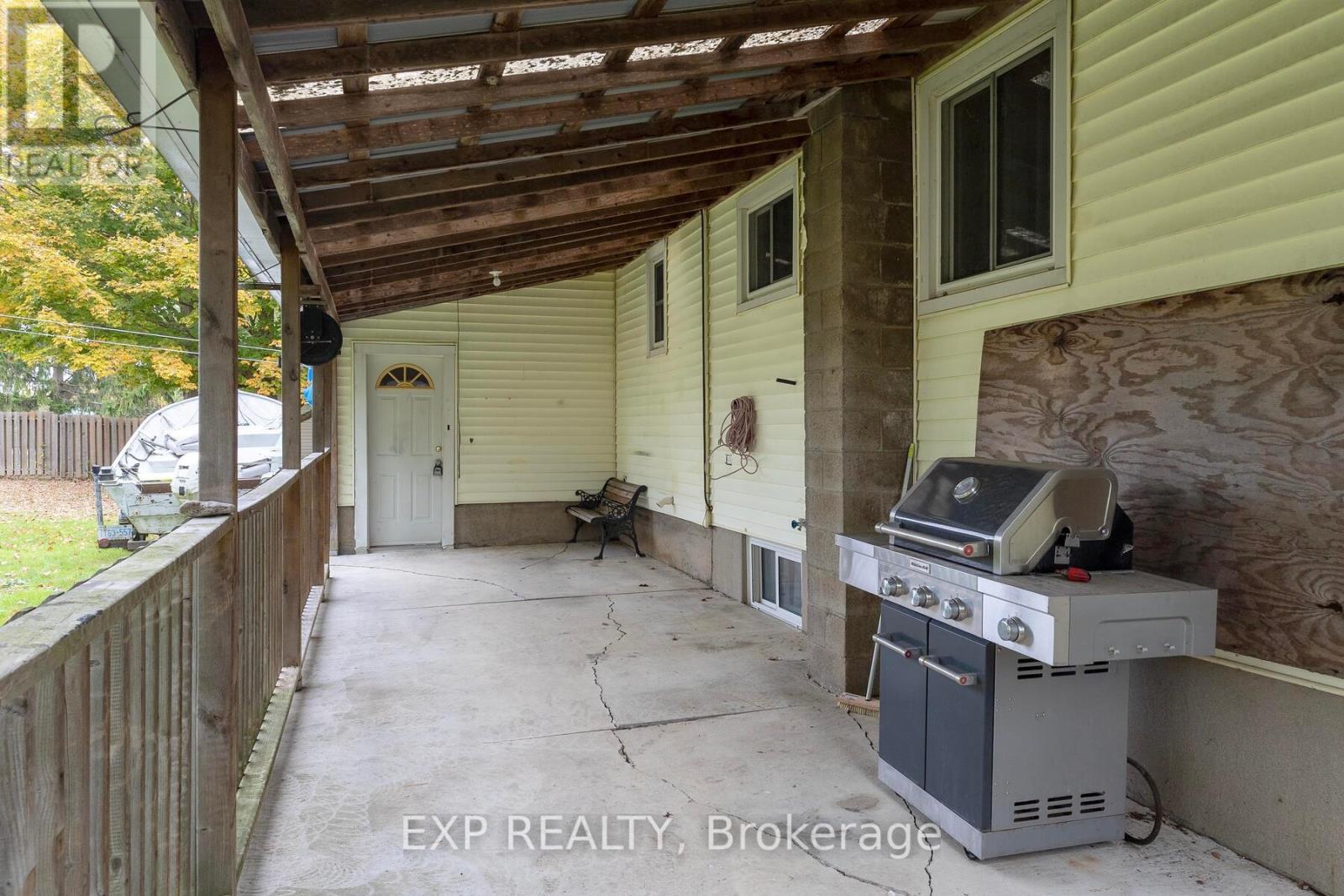 23 Oak Street, Bayham (Vienna), Ontario  N0J 1Z0 - Photo 16 - X12473193