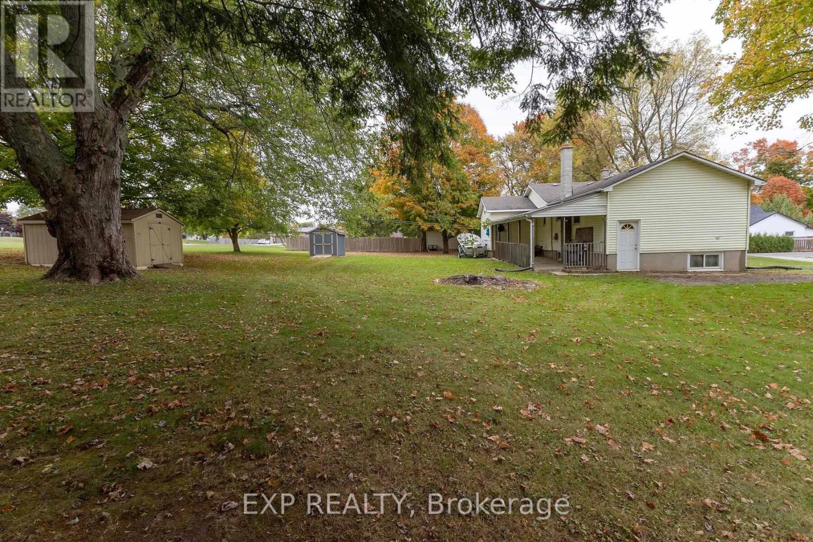 23 Oak Street, Bayham (Vienna), Ontario  N0J 1Z0 - Photo 17 - X12473193