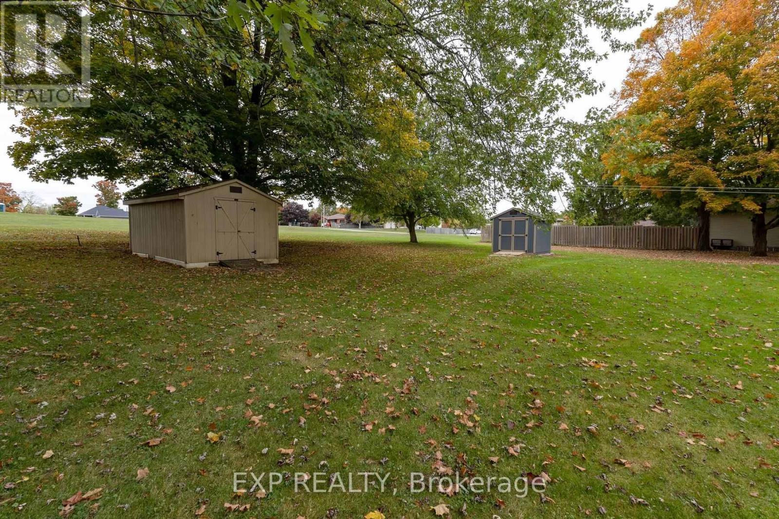 23 Oak Street, Bayham (Vienna), Ontario  N0J 1Z0 - Photo 18 - X12473193