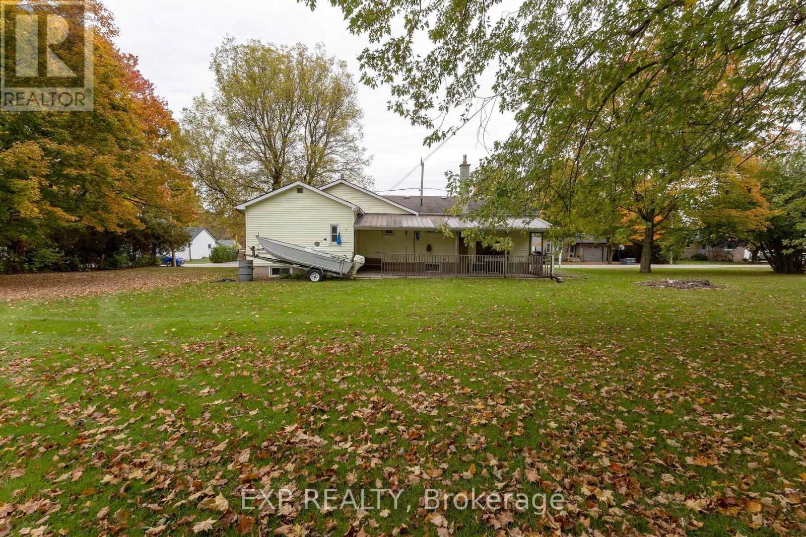 23 Oak Street, Bayham (Vienna), Ontario  N0J 1Z0 - Photo 19 - X12473193