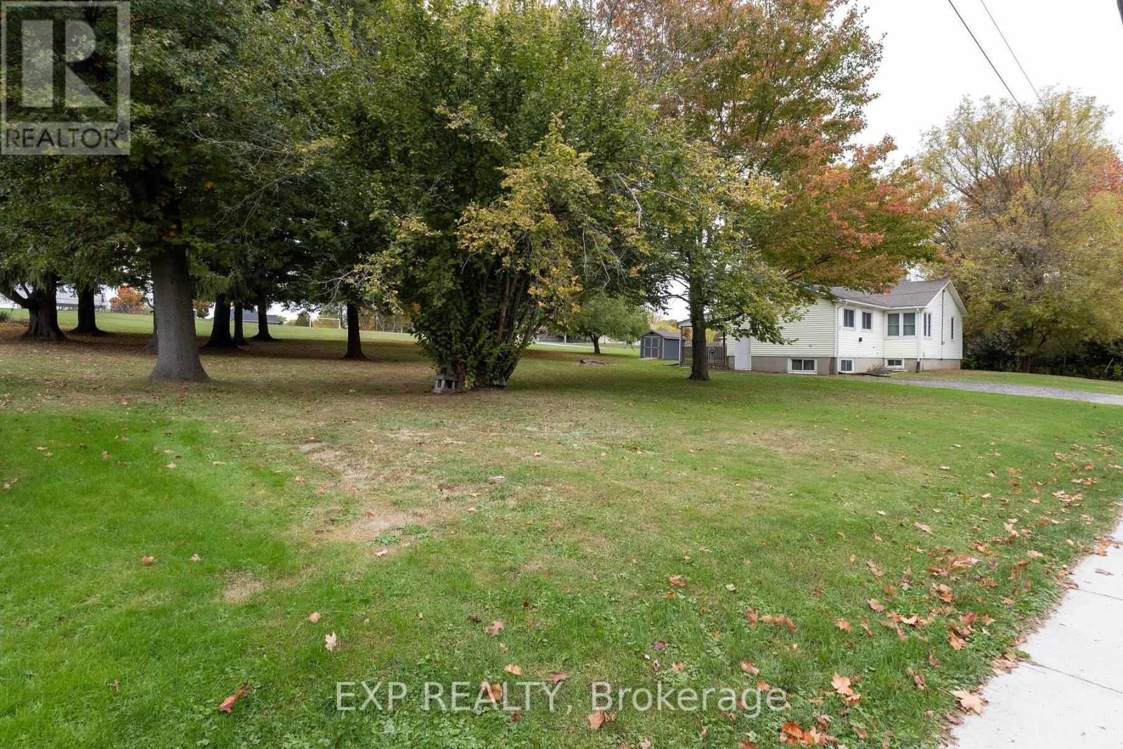 23 Oak Street, Bayham (Vienna), Ontario  N0J 1Z0 - Photo 31 - X12473193
