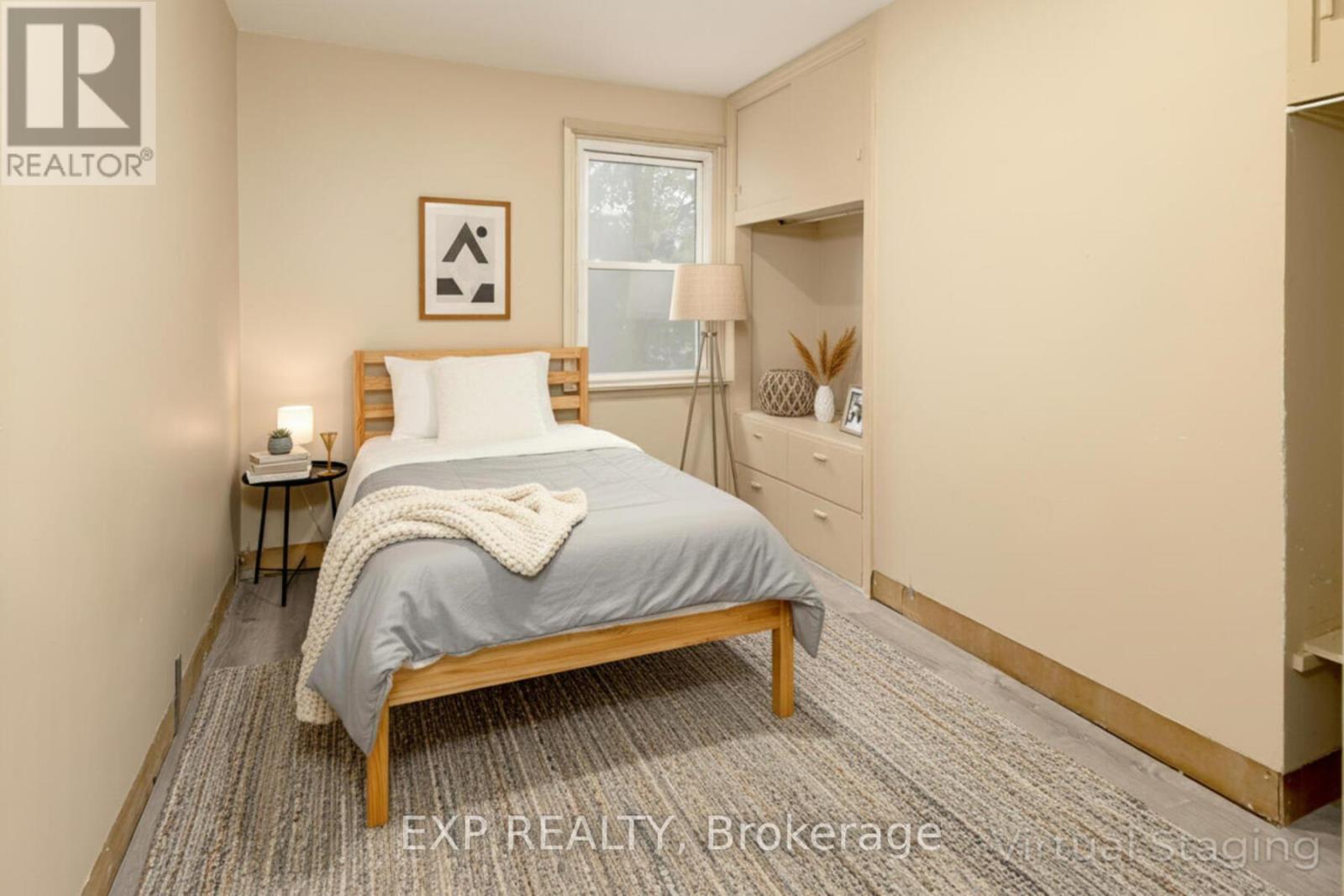 23 Oak Street, Bayham (Vienna), Ontario  N0J 1Z0 - Photo 8 - X12473193