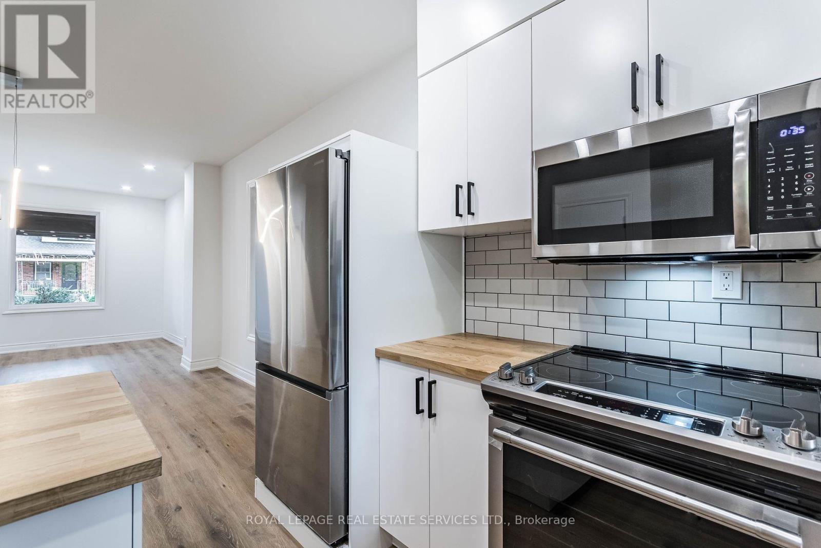 Upper - 286 Cumberland Avenue, Hamilton, Ontario  L8M 2A1 - Photo 15 - X12473127
