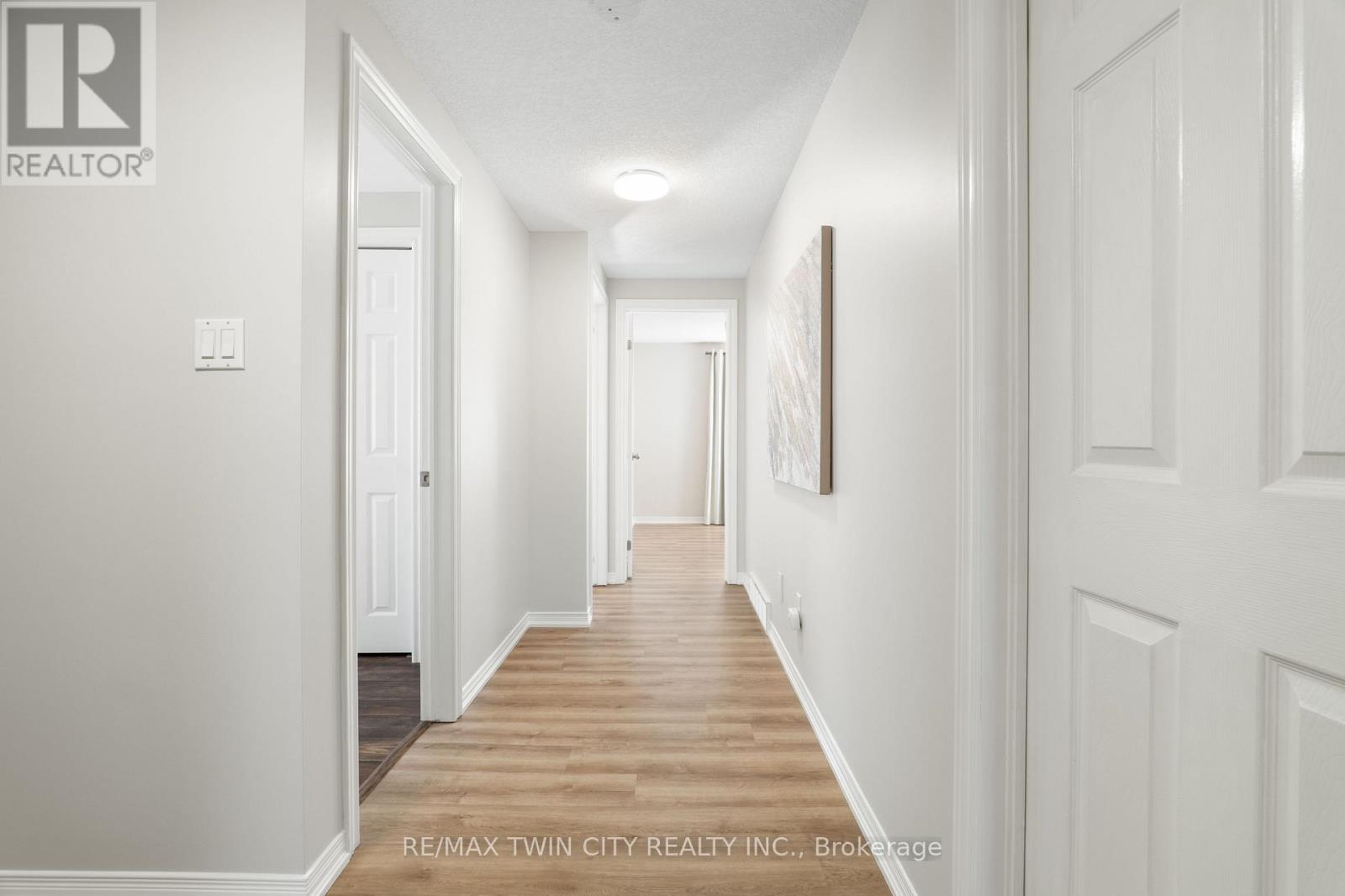 167 Bridgewater Crescent, Waterloo, Ontario  N2T 2M1 - Photo 26 - X12473146