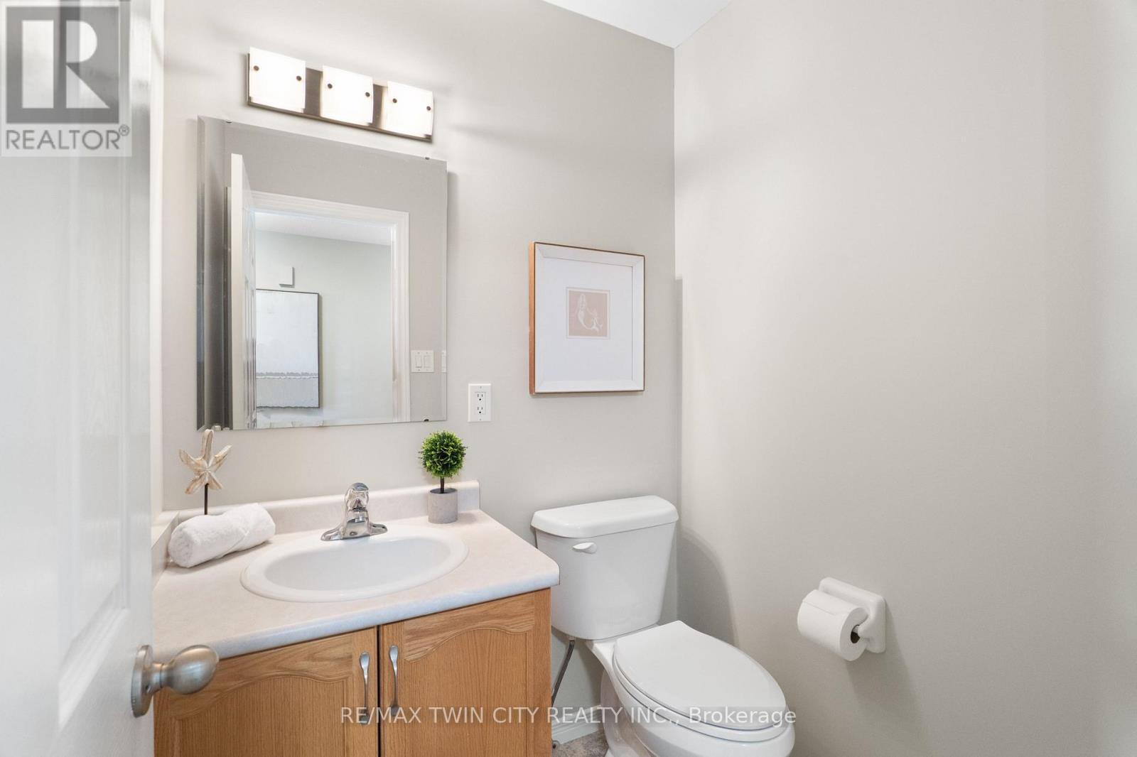 167 Bridgewater Crescent, Waterloo, Ontario  N2T 2M1 - Photo 39 - X12473146