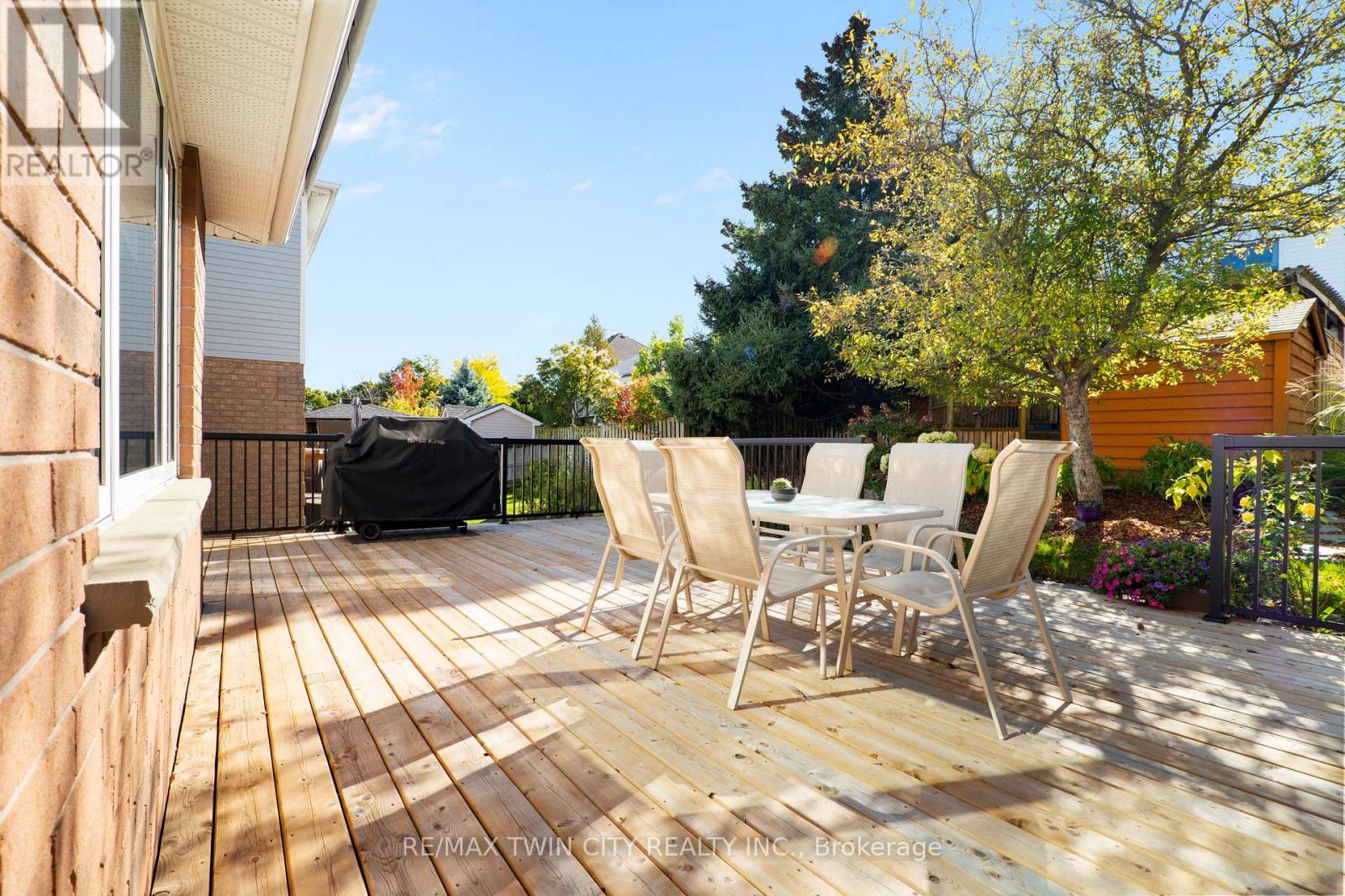 167 Bridgewater Crescent, Waterloo, Ontario  N2T 2M1 - Photo 43 - X12473146