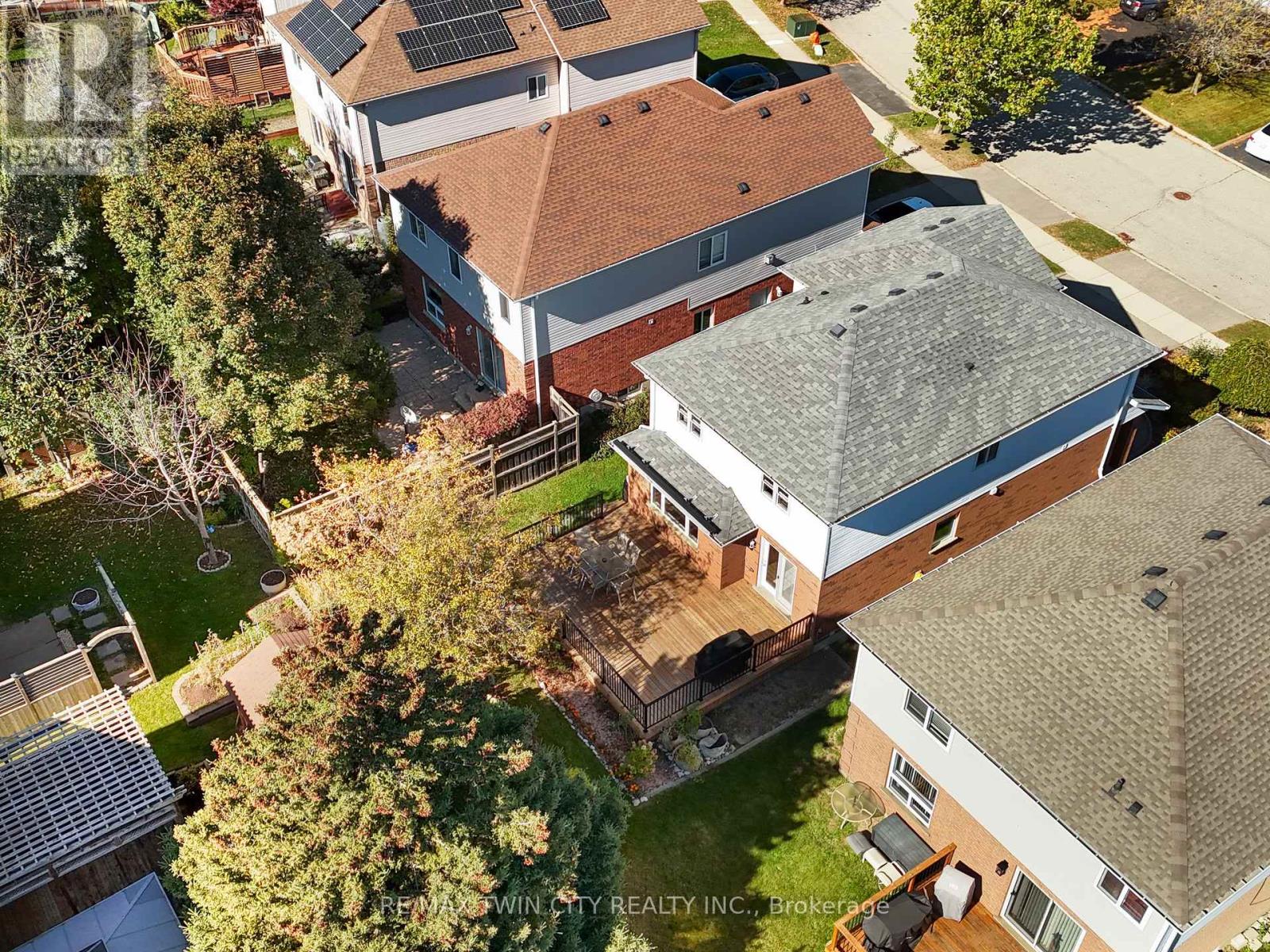 167 Bridgewater Crescent, Waterloo, Ontario  N2T 2M1 - Photo 48 - X12473146