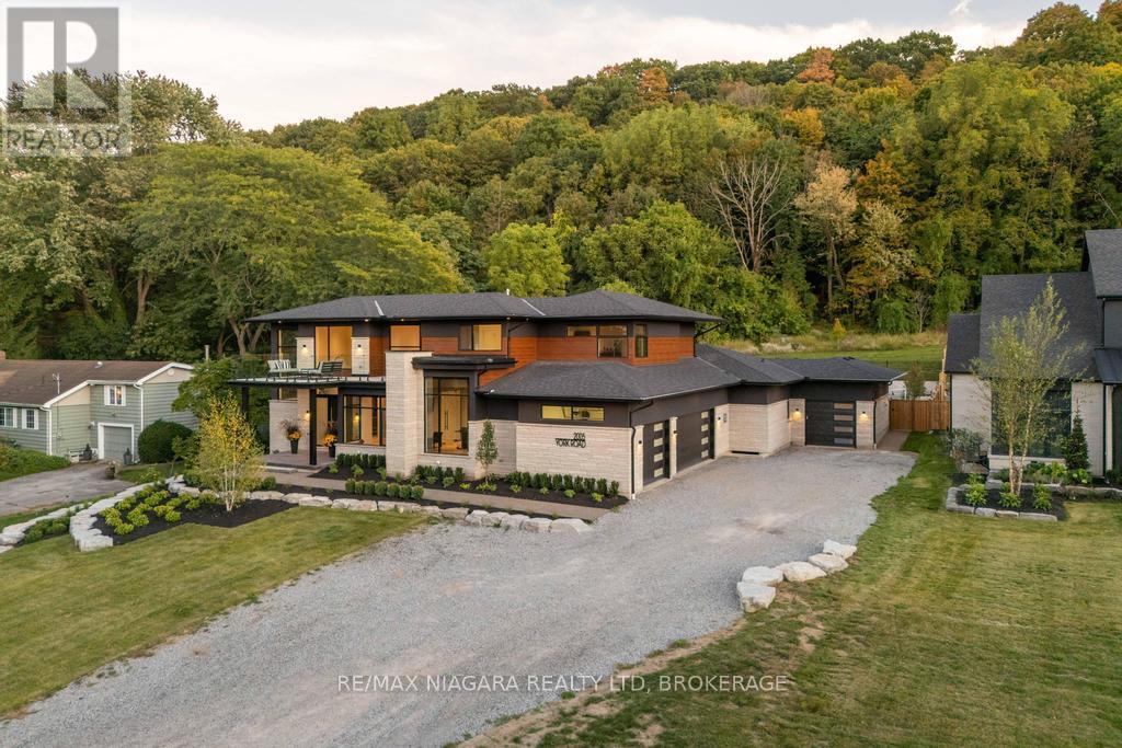 2005 York Road, Niagara-On-The-Lake, Ontario  L0S 1J0 - Photo 7 - X12473191