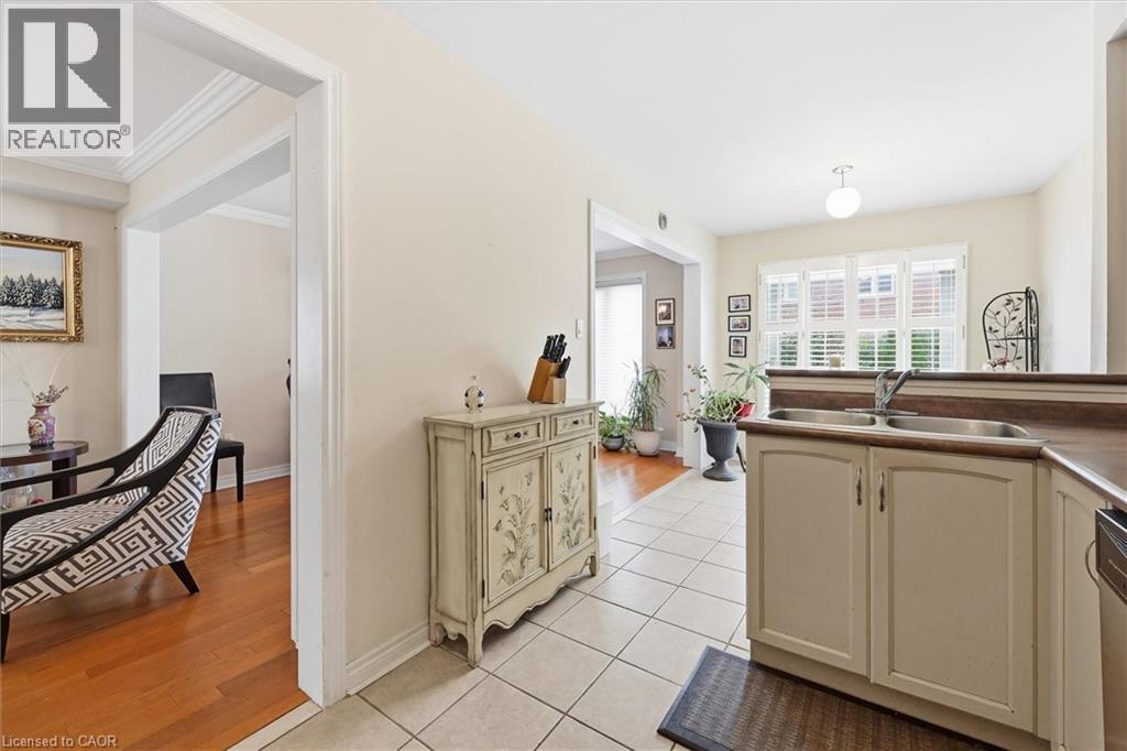 2279 Milford Lane, Oakville, Ontario  L6H 7K7 - Photo 17 - 40780342