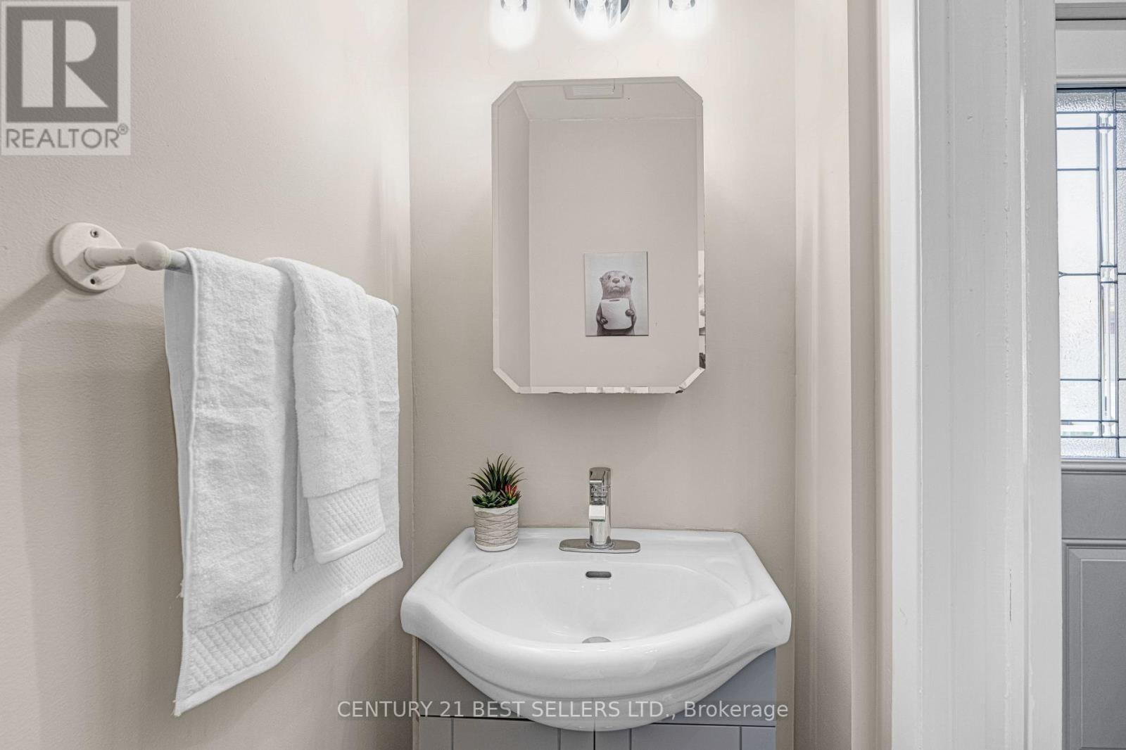 477 Ontario Street N, Milton, Ontario  L9T 3J4 - Photo 11 - W12436181