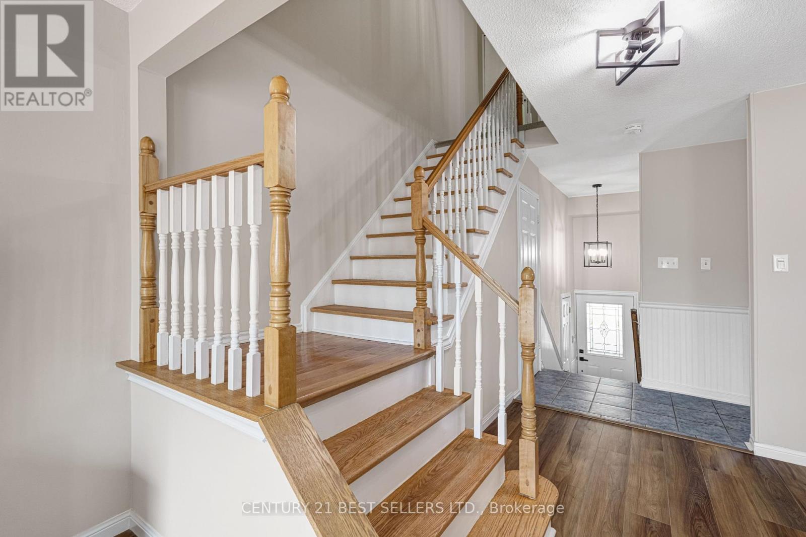 477 Ontario Street N, Milton, Ontario  L9T 3J4 - Photo 12 - W12436181