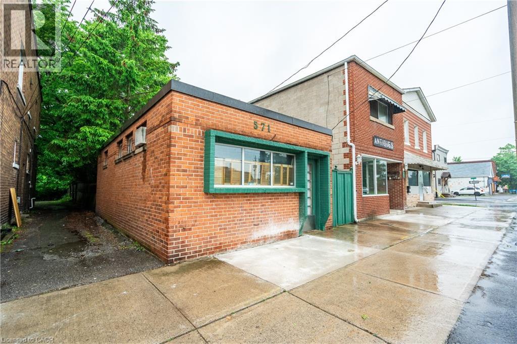 571 King Street, Welland, Ontario  L3B 3L3 - Photo 2 - 40739669