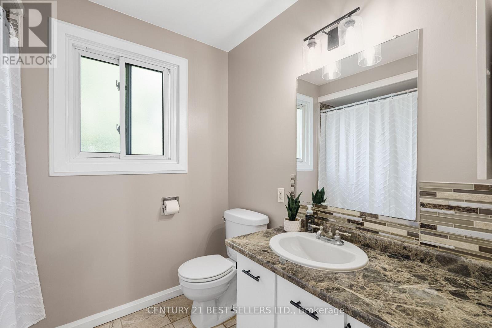 477 Ontario Street N, Milton, Ontario  L9T 3J4 - Photo 20 - W12436181