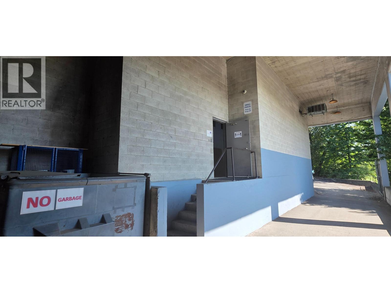 6932 Greenwood Street, Burnaby, British Columbia  V5A 1X8 - Photo 5 - C8072802