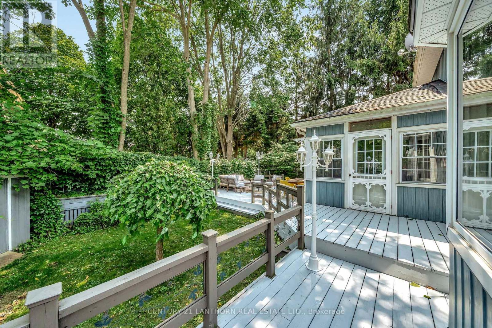 18 Queen Street, Prince Edward County, Ontario  K0K 2T0 - Photo 39 - X12400202