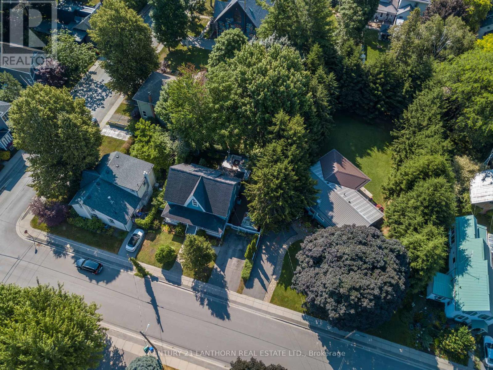 18 Queen Street, Prince Edward County, Ontario  K0K 2T0 - Photo 46 - X12400202