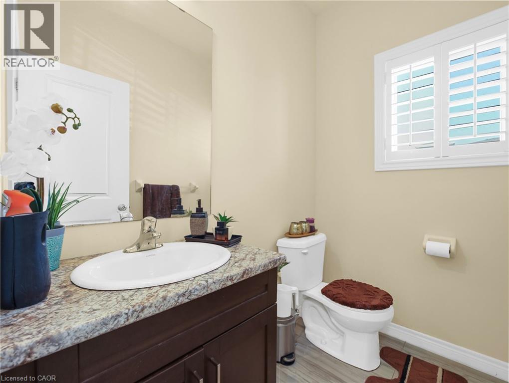 4 St Anthony Place, Hamilton, Ontario  L9C 0E4 - Photo 22 - 40780379