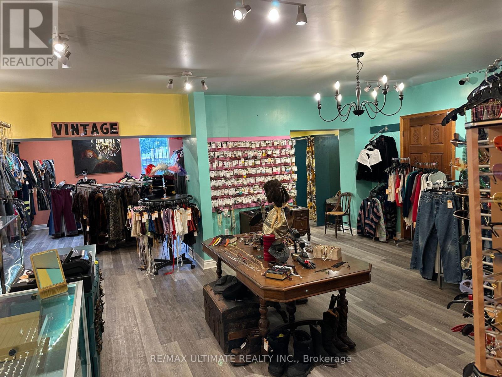 578 Dundas Street W, Toronto, Ontario  M5T 1H5 - Photo 5 - C12473169