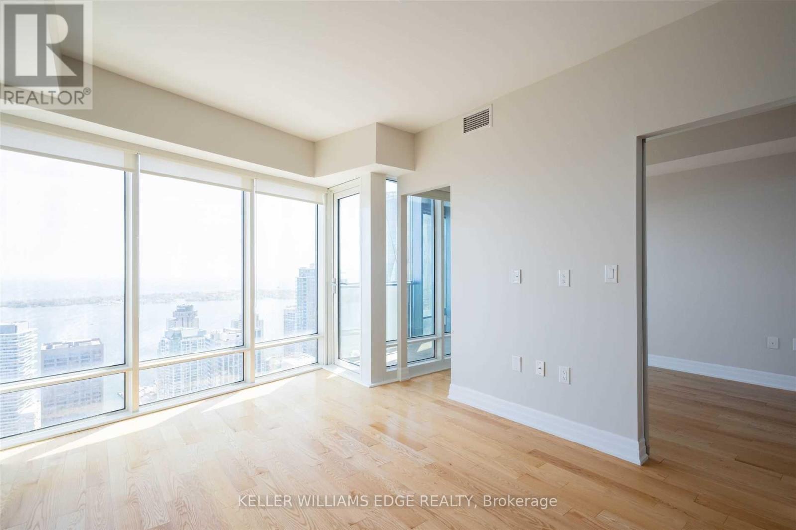 5310 - 8 The Esplanade Street, Toronto, Ontario  M5E 0A6 - Photo 14 - C12473208