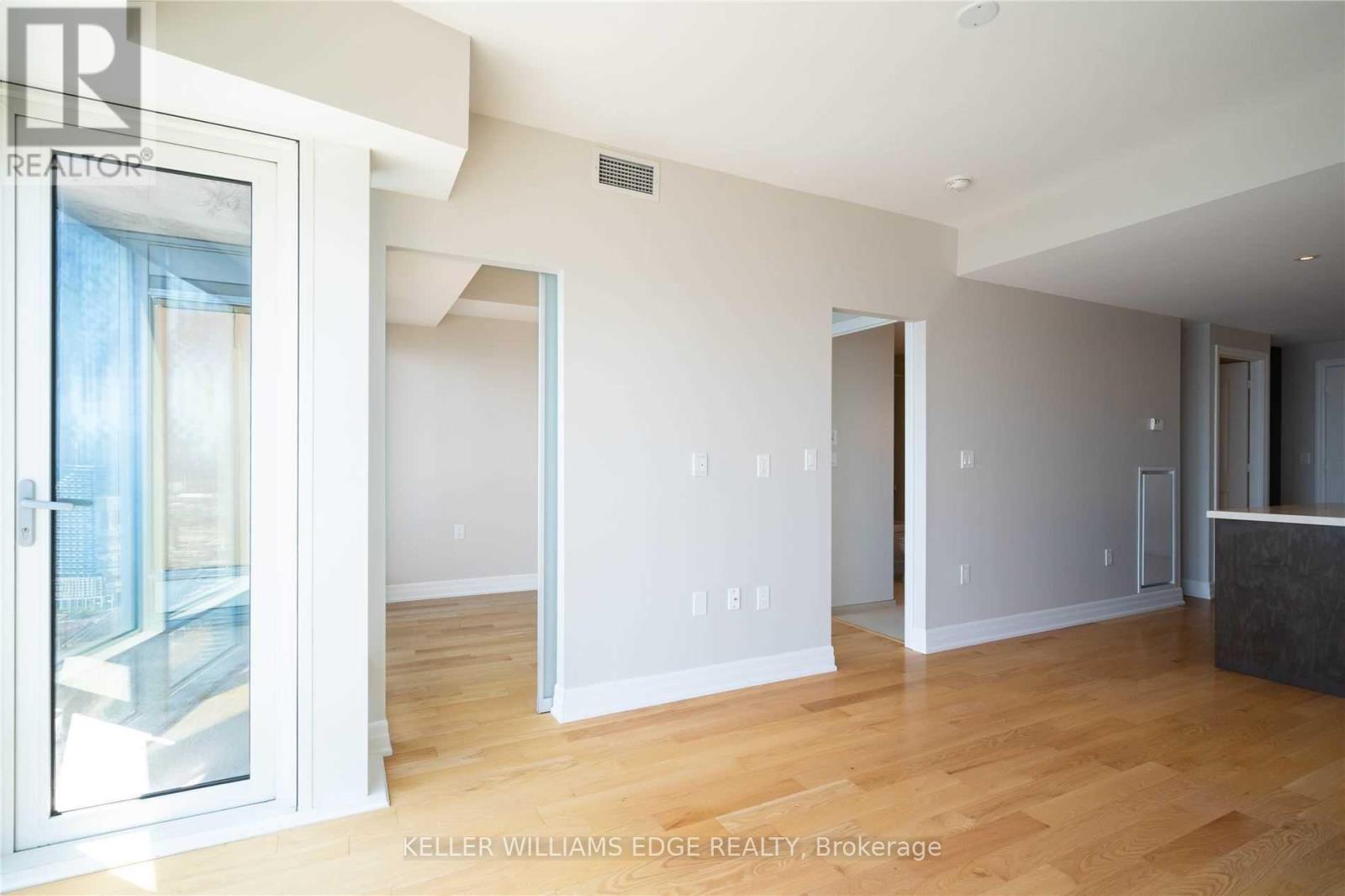 5310 - 8 The Esplanade Street, Toronto, Ontario  M5E 0A6 - Photo 16 - C12473208