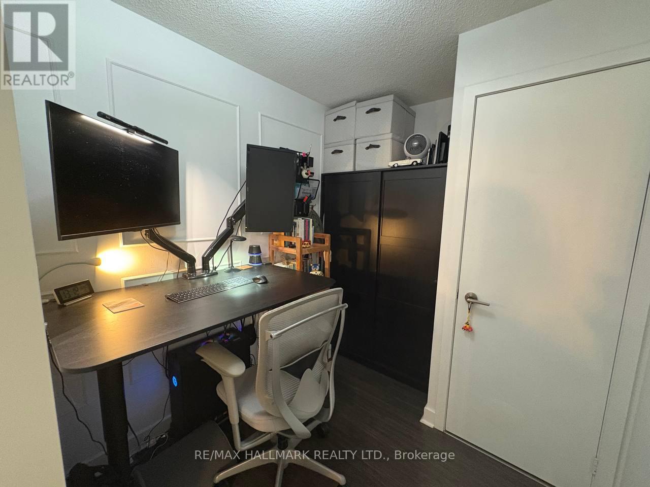 320 - 120 Dallimore Circle S, Toronto, Ontario  M3C 4J1 - Photo 15 - C12473209