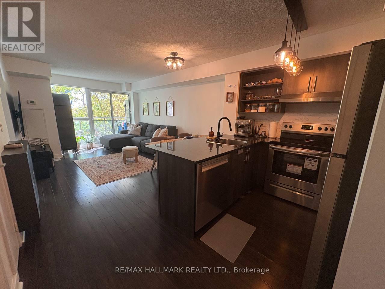 320 - 120 Dallimore Circle S, Toronto, Ontario  M3C 4J1 - Photo 6 - C12473209
