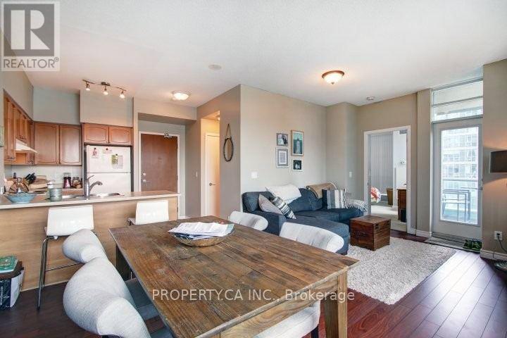 802 - 219 Fort York Boulevard, Toronto, Ontario  M5V 1B1 - Photo 7 - C12473226