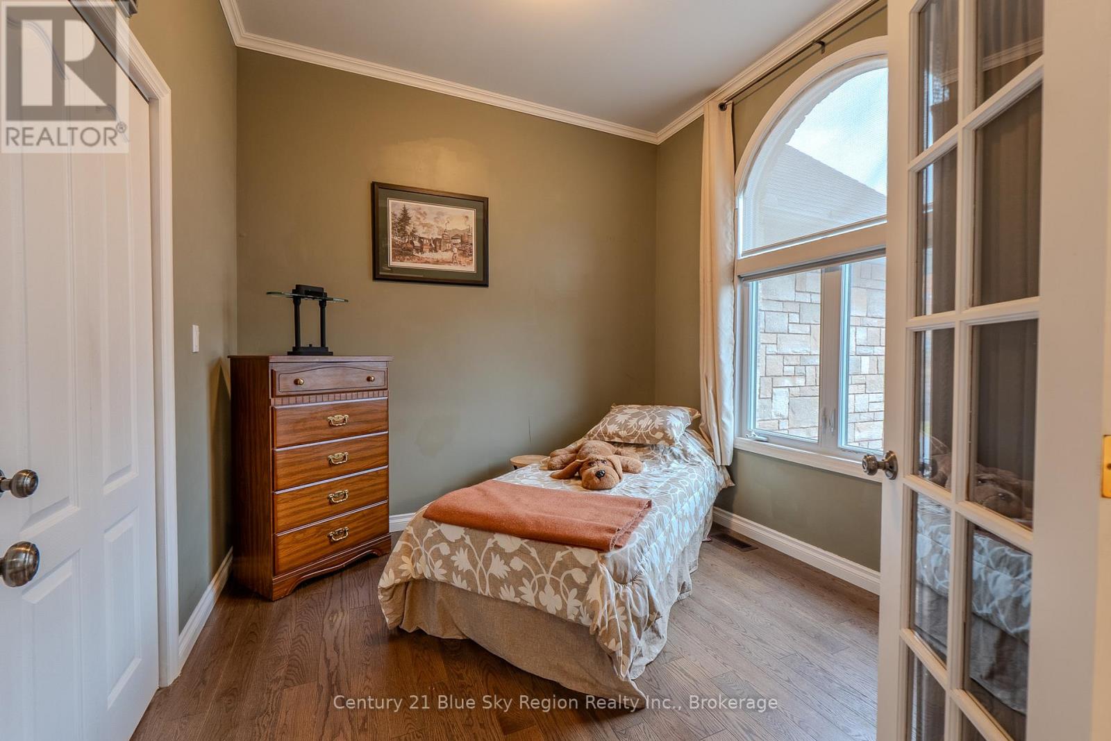 38 Cedargrove Court, Callander, Ontario  P0H 1H0 - Photo 17 - X12473263