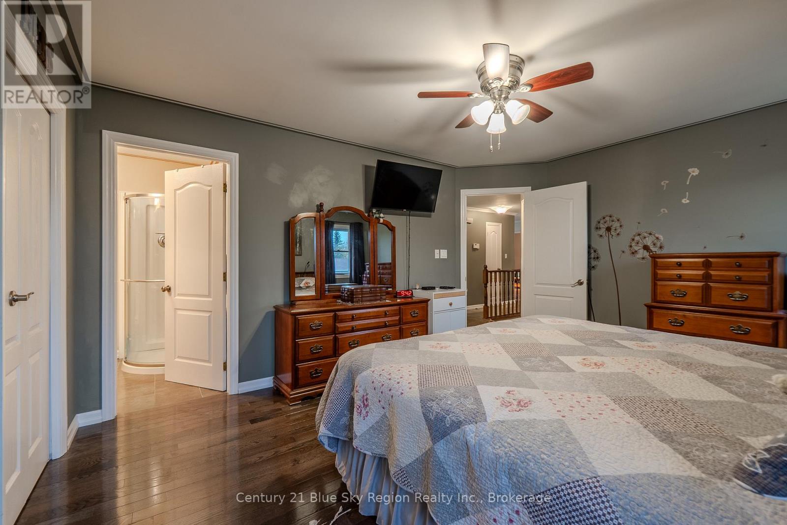 38 Cedargrove Court, Callander, Ontario  P0H 1H0 - Photo 22 - X12473263