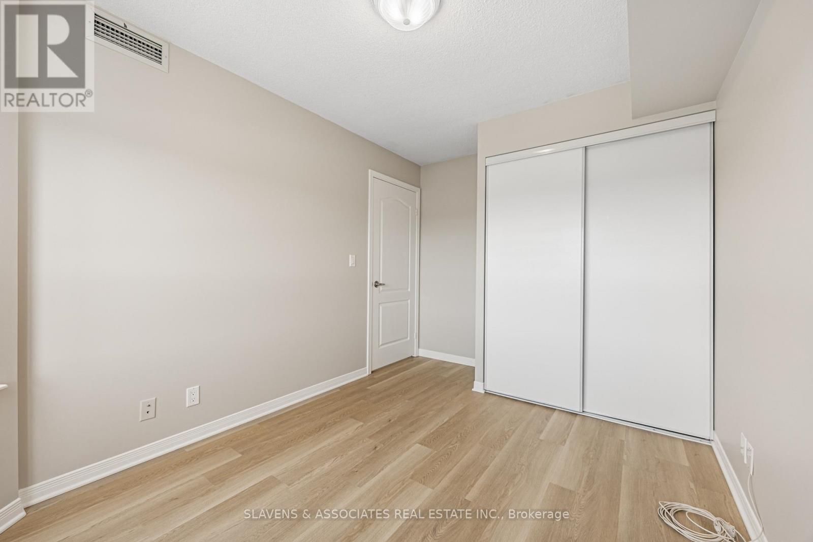 1404 - 1000 The Esplanade Road N, Pickering, Ontario  L1V 6V4 - Photo 26 - E12473168