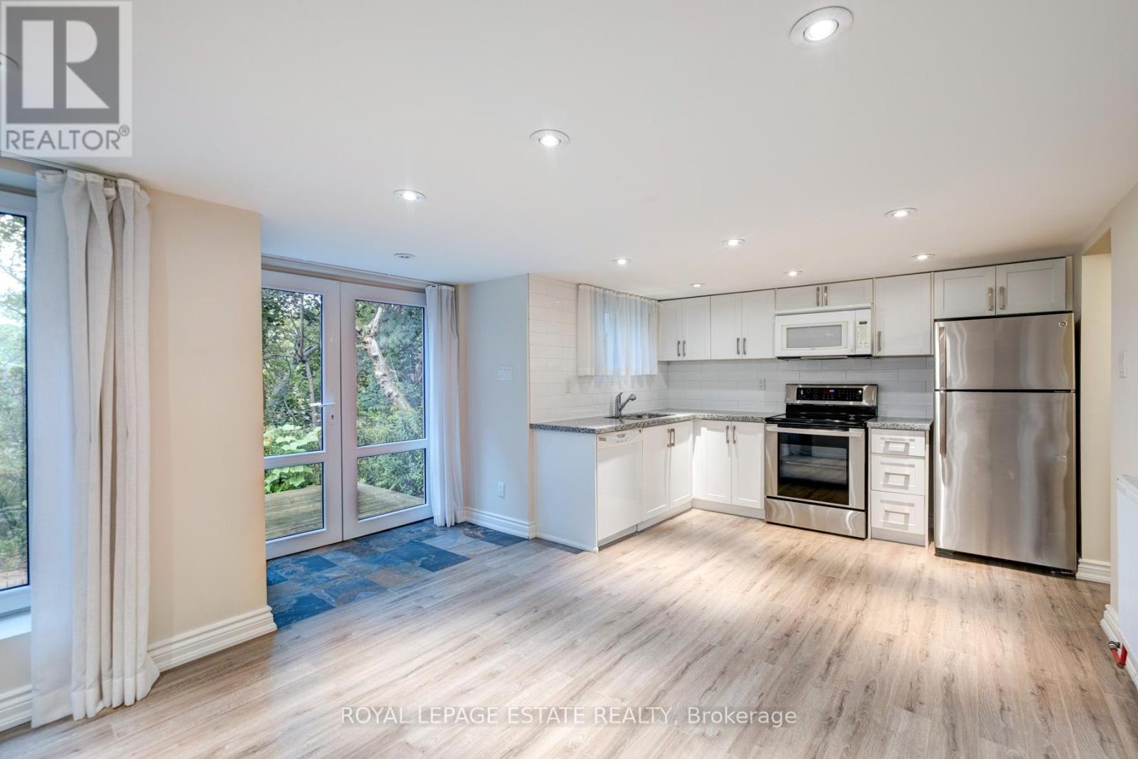 Bsmt - 767 Kingston Road, Toronto, Ontario  M4E 1R9 - Photo 7 - E12473225