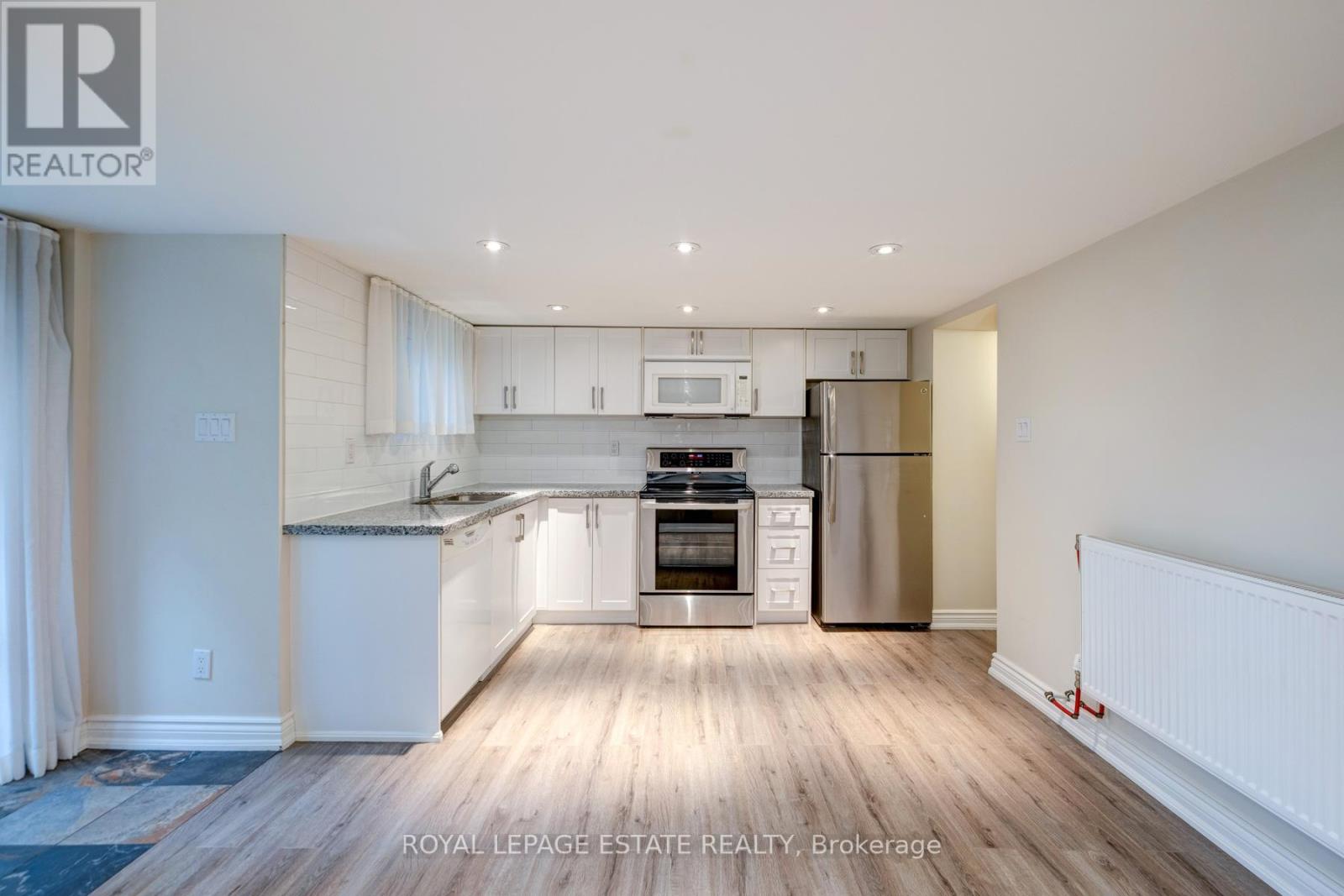 Bsmt - 767 Kingston Road, Toronto, Ontario  M4E 1R9 - Photo 8 - E12473225