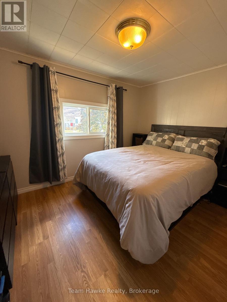 258 Elizabeth Street, Midland, Ontario  L4R 1Y6 - Photo 7 - S12473360