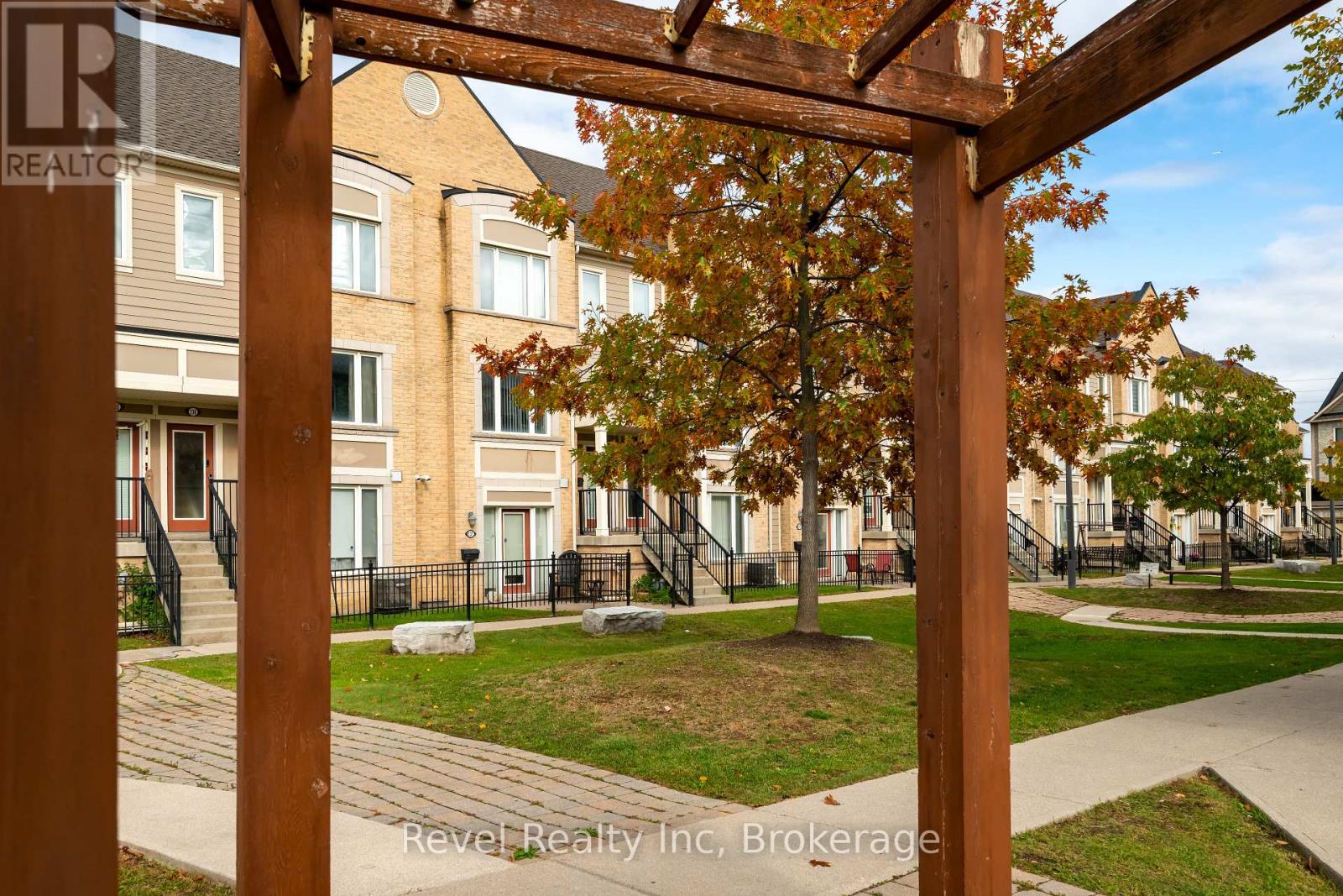 137 - 60 Fairwood Circle, Brampton, Ontario  L6R 0Y6 - Photo 21 - W12473239