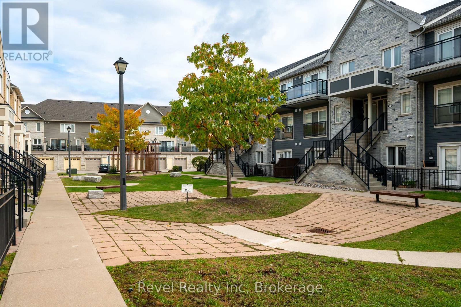 137 - 60 Fairwood Circle, Brampton, Ontario  L6R 0Y6 - Photo 22 - W12473239